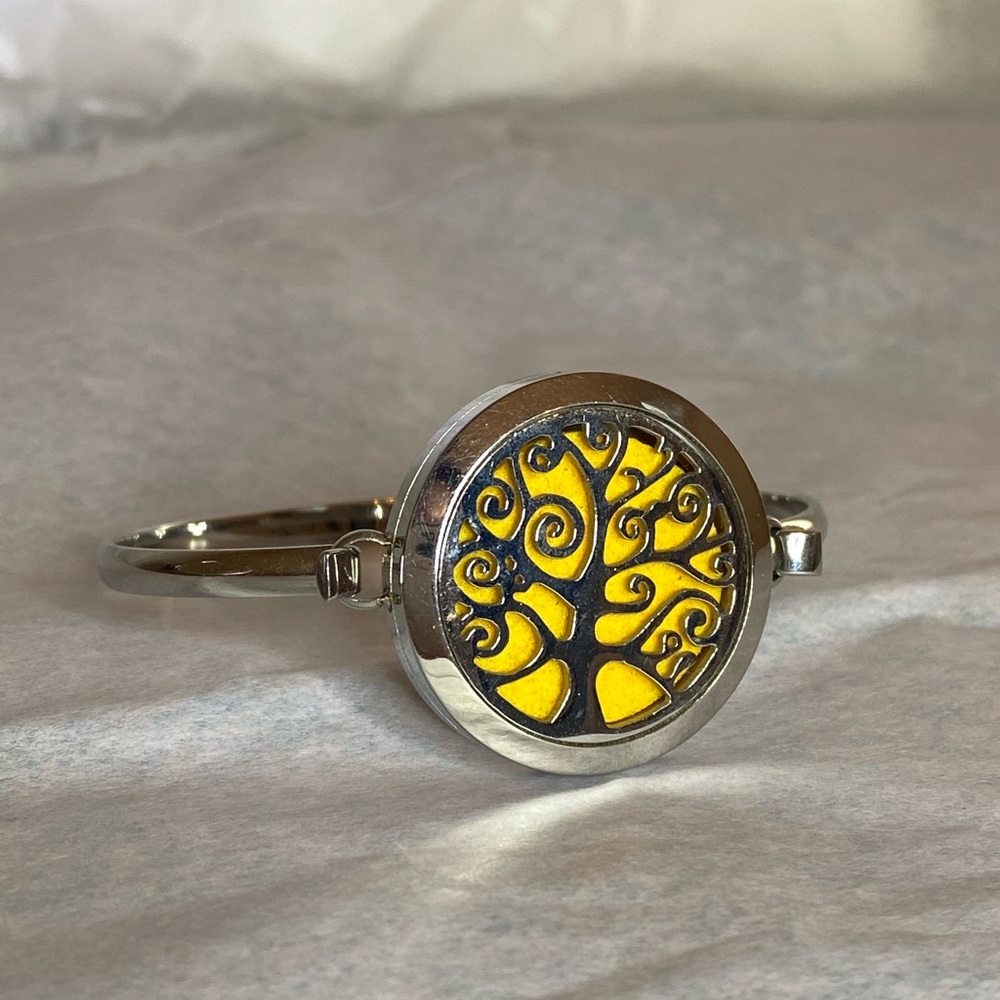 Diffuser Tree Bracelet